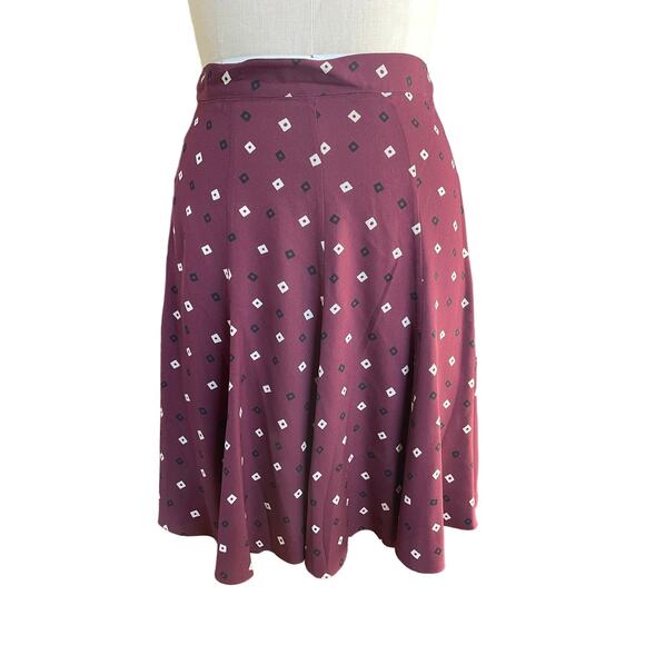 DKNY 100% Silk Geometric Print in Wine & Cream A-Line Skirt Size 8 - Picture 1 of 4